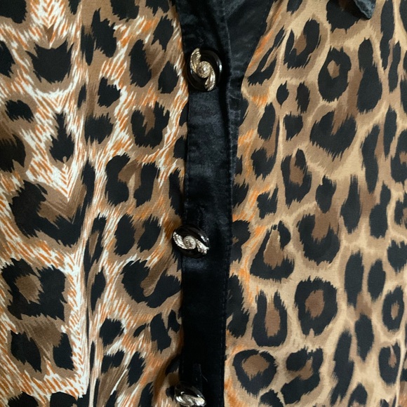 Vintage Sam Satin and Leopard Chiffon Longline Button Down Blouse - Picture 6 of 7